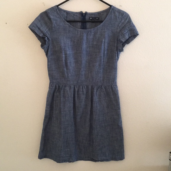 GAP Dresses & Skirts - Simple Light Weight Jean Dress